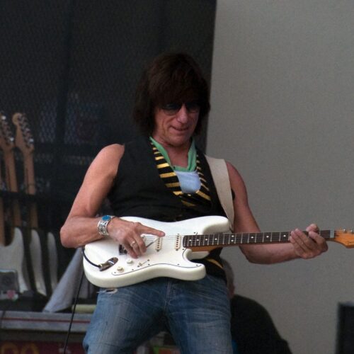 Guitar Virtuoso Jeff Beck Passes Away at 78